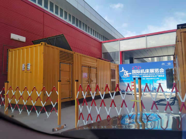 精河发电车出租-发电机无电压或电压太低怎么办？