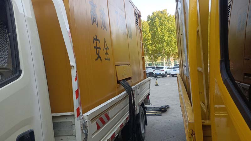 精河如何判断柴油发电机组和UPS电源的切换时间是否符合要求？